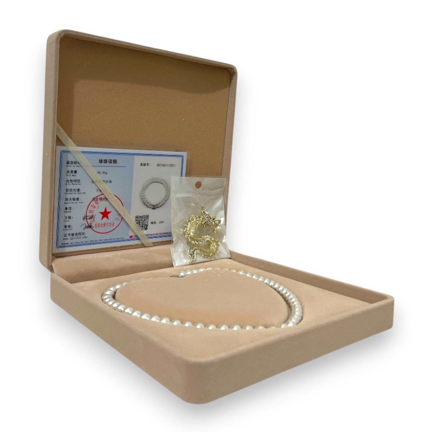 collier-de-perles-de-culture-et-pendentif-dragon-dore